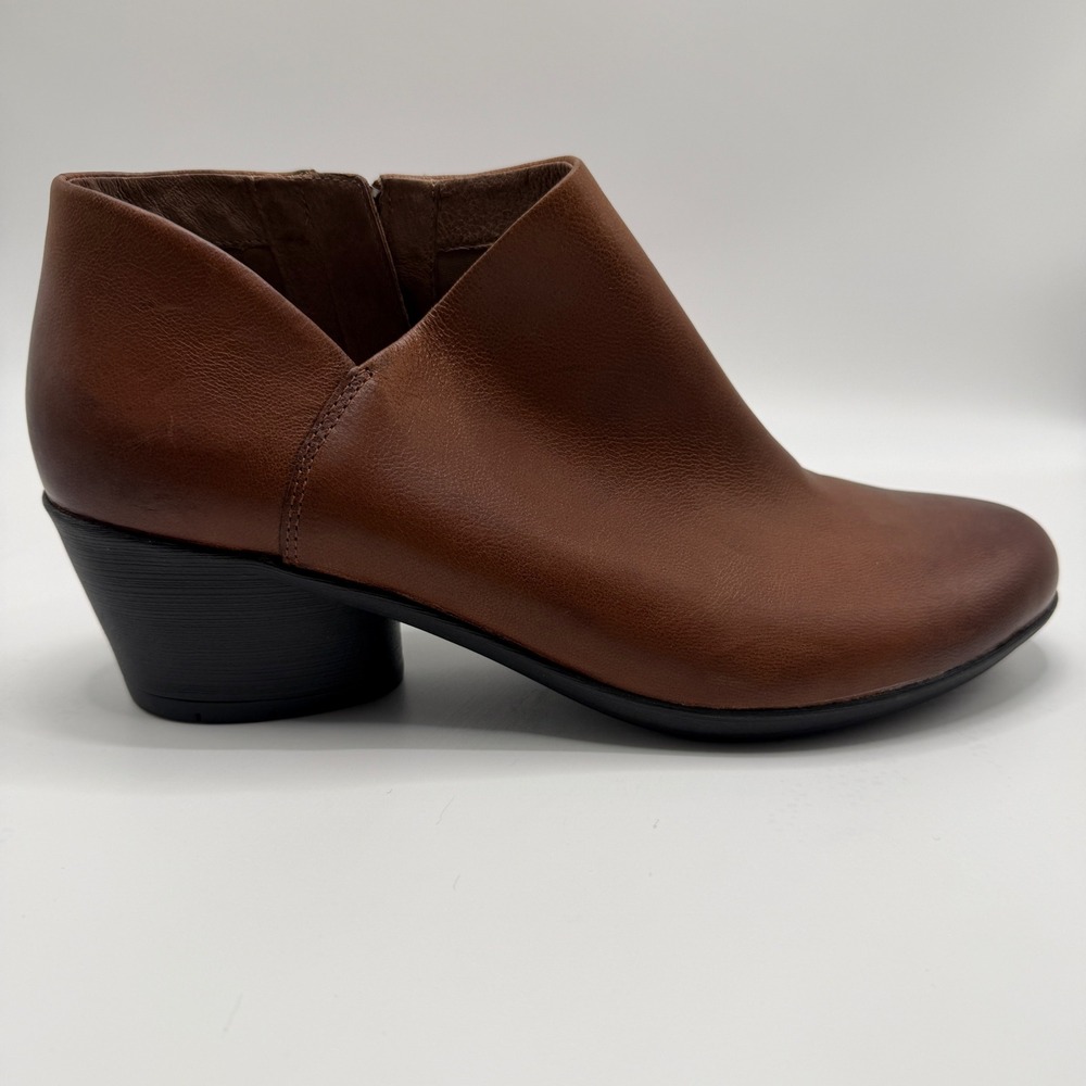 Dansko Raina Women Brown Leather Ankle Booties V-Cut Side Zip Block Heel Size 41